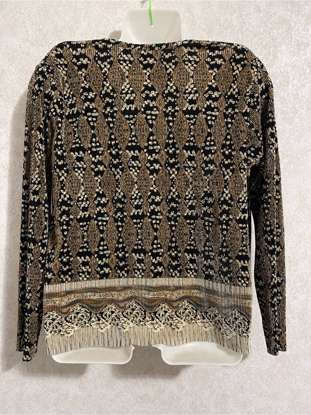 Vintage Black & Gold Patterned V-Neck Cardigan Top - Picture 3 of 6